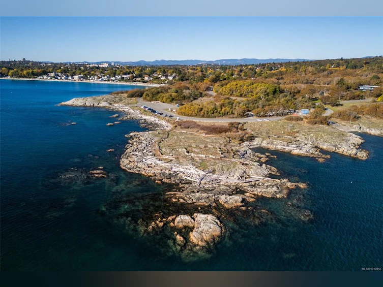 3315 Ripon Road, Oak Bay, BC, V8R 6G6 - 60