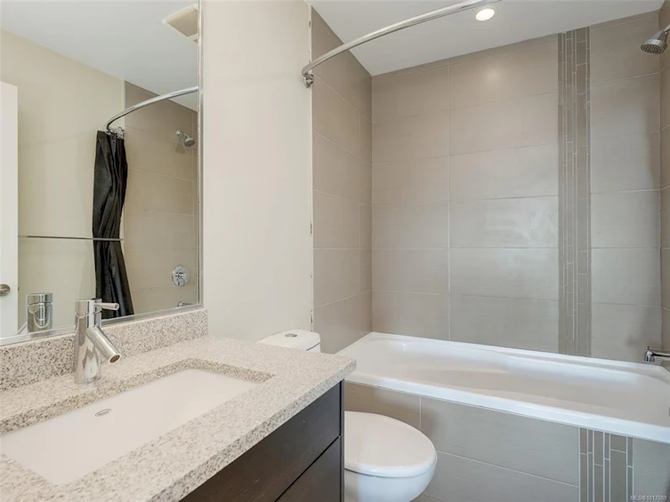 204-2589 Penrhyn Street, Saanich, BC, V8N 1G4 - 15