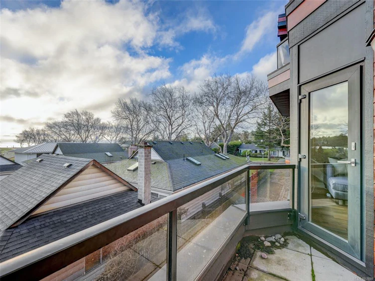 204-2589 Penrhyn Street, Saanich, BC, V8N 1G4 - 21