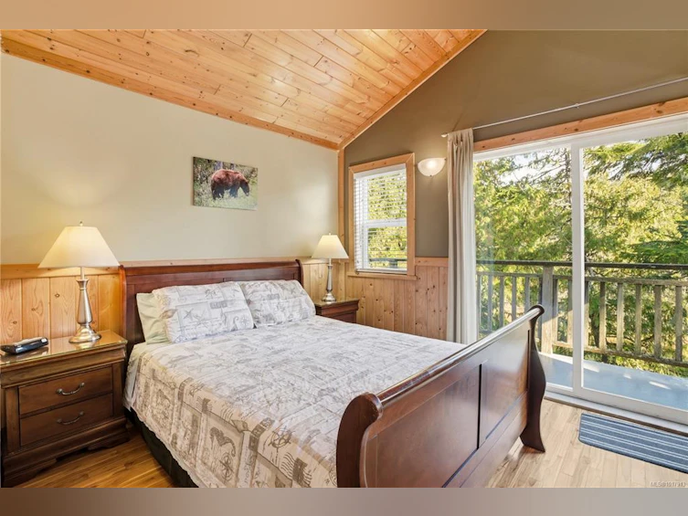 265 Boardwalk Boulevard, Ucluelet, BC, V0R 3A0 - 5