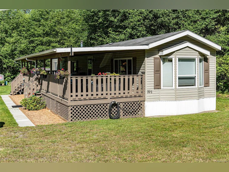701 Kelsey Way, Kelsey Bay/Sayward, BC, V0P 1R0 - 9