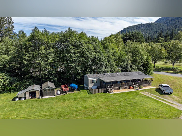701 Kelsey Way, Kelsey Bay/Sayward, BC, V0P 1R0 - 3