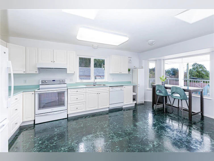 440 Macmillan Drive, Kelsey Bay/Sayward, BC, V0P 1R0 - 14