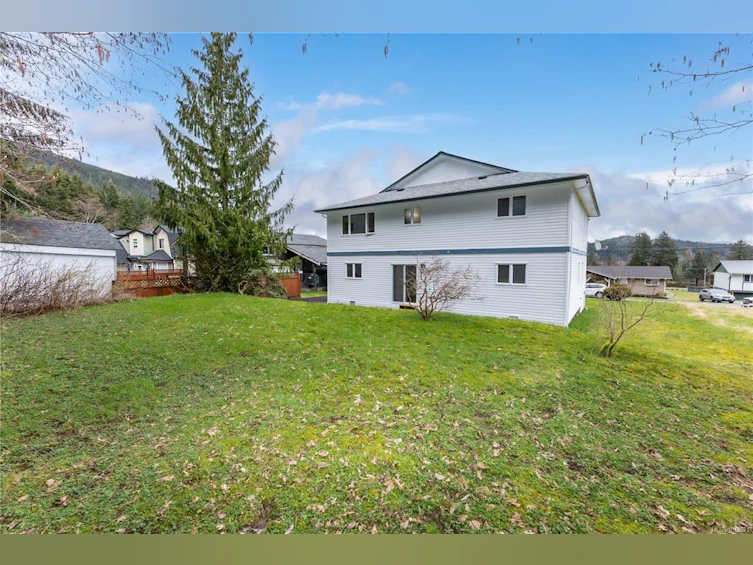440 Macmillan Drive, Kelsey Bay/Sayward, BC, V0P 1R0 - 61