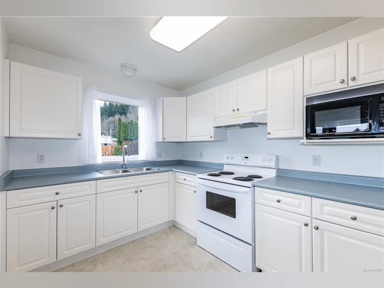 440 Macmillan Drive, Kelsey Bay/Sayward, BC, V0P 1R0 - 43