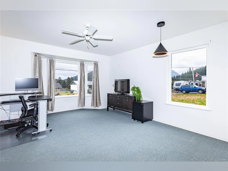 440 Macmillan Drive, Kelsey Bay/Sayward, BC, V0P 1R0 - 39