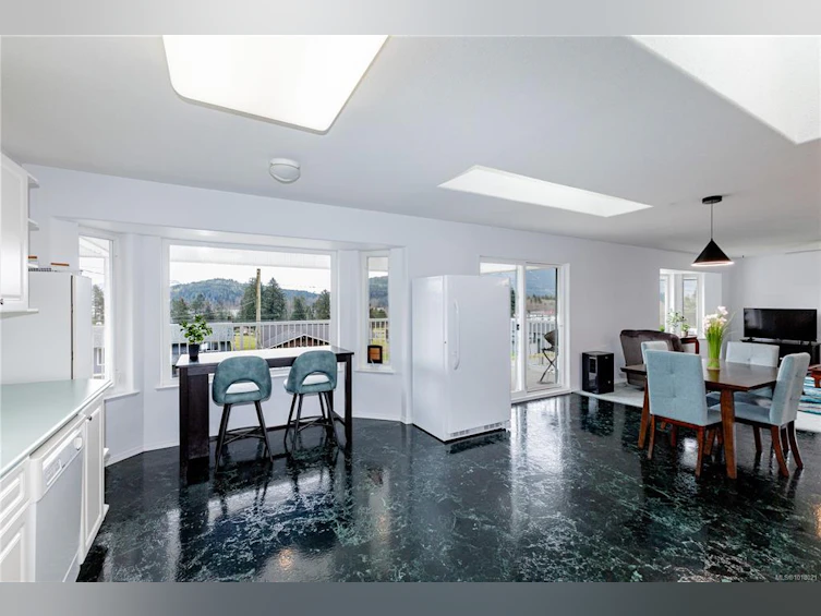 440 Macmillan Drive, Kelsey Bay/Sayward, BC, V0P 1R0 - 25