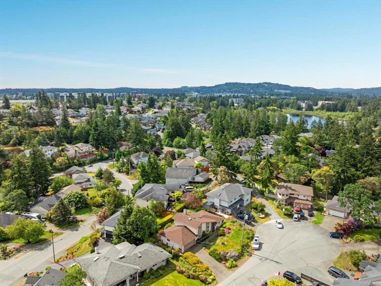 2449 Earls Court, Langford, BC, V9B 5V3 - 37