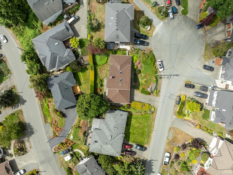 2449 Earls Court, Langford, BC, V9B 5V3 - 39