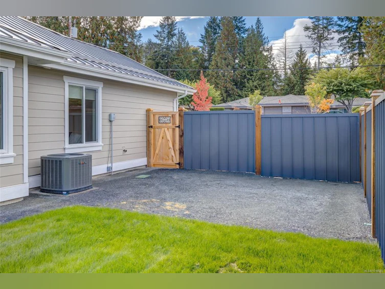 1189 Lee Road, French Creek, BC, V9P 2L2 - 81