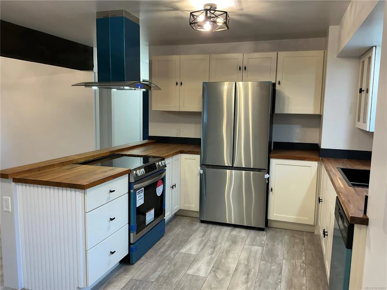 494 Hilchey Road, Campbell River, BC, V9W 1R1 - 4