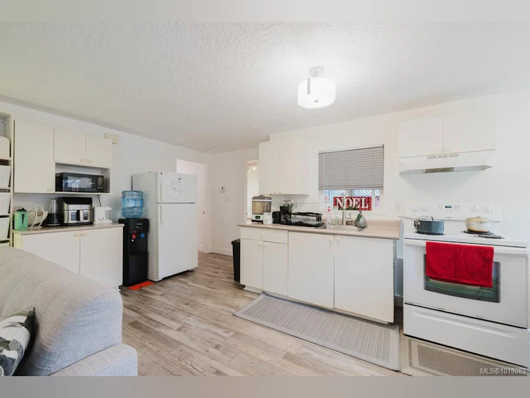 2310 Francis View Drive, View Royal, BC, V9B 6C8 - 29