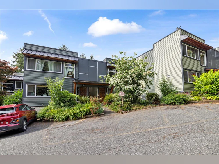 10-111 Wall Street, Nanaimo, BC, V9S 5H9 - 2