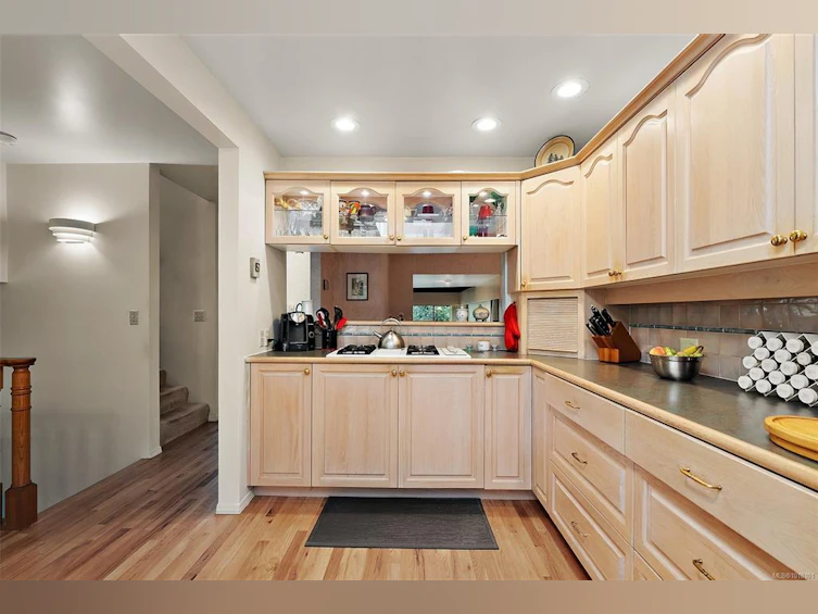 1465 Lands End Road, North Saanich, BC, V8L 5K1 - 9
