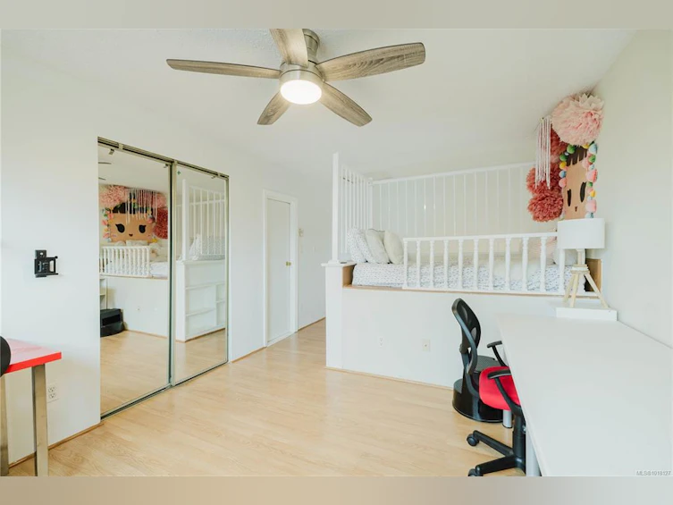 3-740 Wilson Street, Victoria, BC, V9A 3H2 - 17