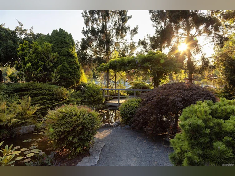 3-740 Wilson Street, Victoria, BC, V9A 3H2 - 25