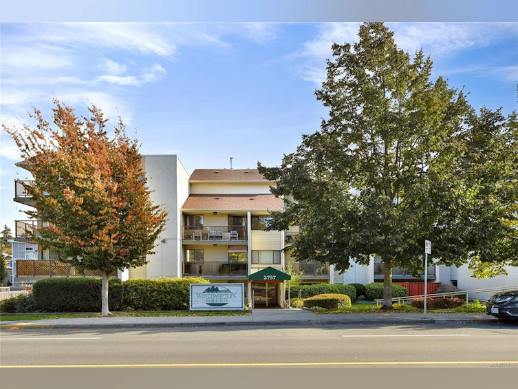 109-2757 Quadra Street, Victoria, BC, V8T 4E5 - 26