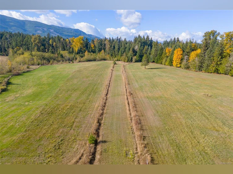 1445 Mclean Road, Hilliers, BC, V0R 1V0 - 69