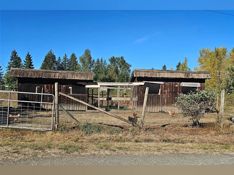 1445 Mclean Road, Hilliers, BC, V0R 1V0 - 43