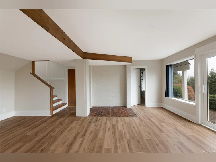 5055 Lochside Drive, Saanich, BC, V8Y 2G1 - 47