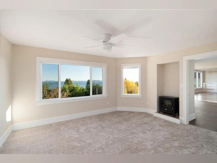5055 Lochside Drive, Saanich, BC, V8Y 2G1 - 34