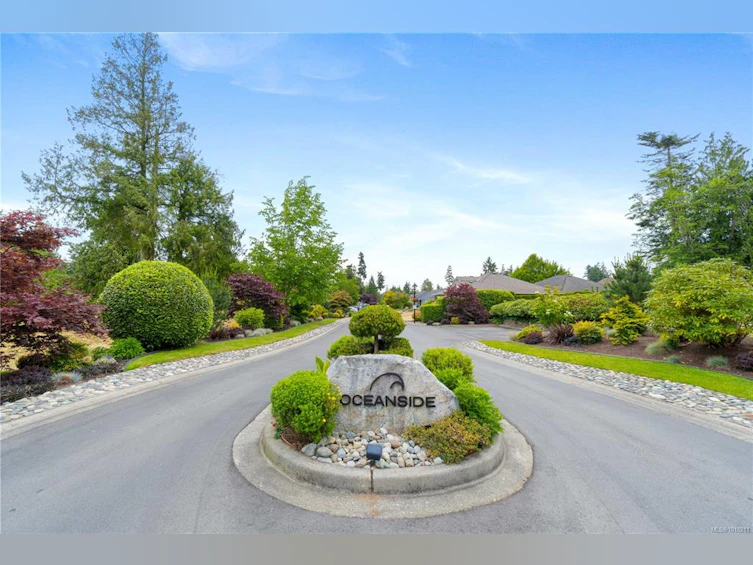 515 Seaward Way, Qualicum Beach, BC, V9K 1T8 - 42