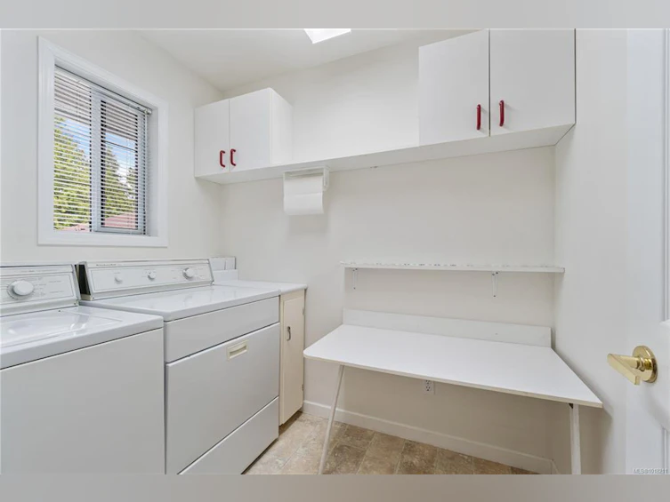 515 Seaward Way, Qualicum Beach, BC, V9K 1T8 - 30