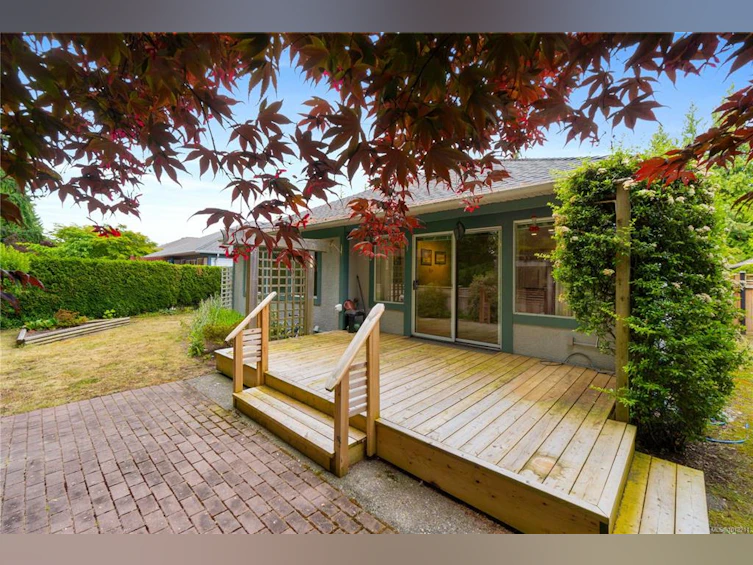 515 Seaward Way, Qualicum Beach, BC, V9K 1T8 - 39