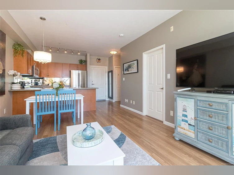 210-1959 Polo Park Court, Central Saanich, BC, V8M 2K1 - 4