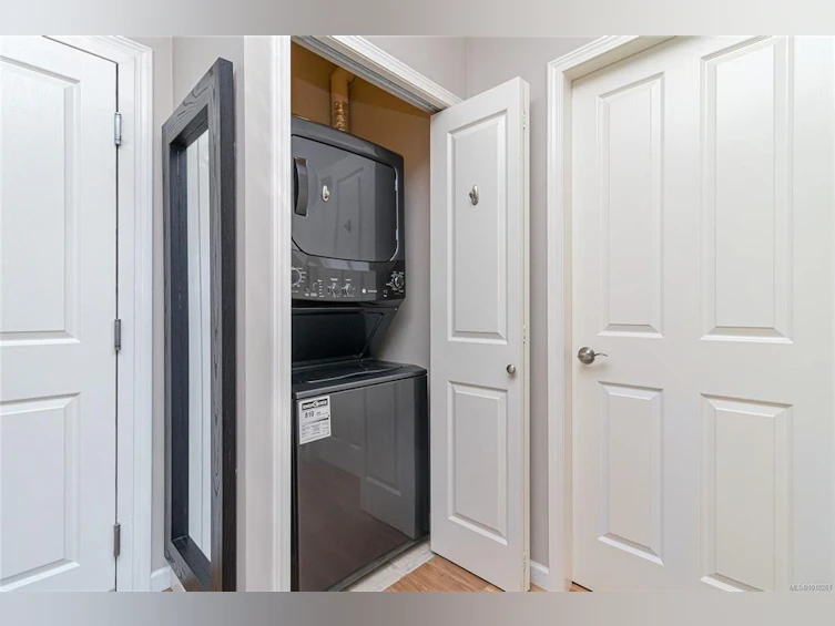 210-1959 Polo Park Court, Central Saanich, BC, V8M 2K1 - 14