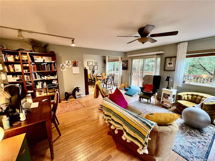 702 Charter Road, Mayne Island, BC, V0N 2J1 - 3