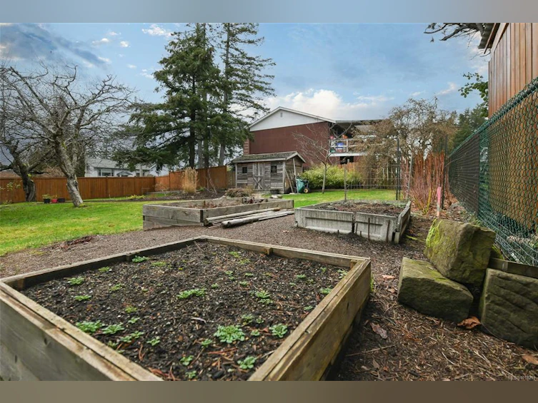 1710 Dingwall Road, Courtenay, BC, V9N 3S9 - 5