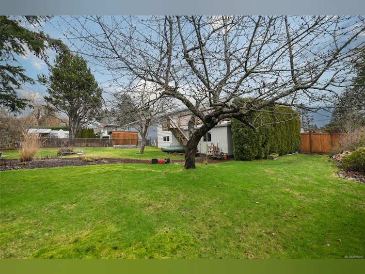 1710 Dingwall Road, Courtenay, BC, V9N 3S9 - 30