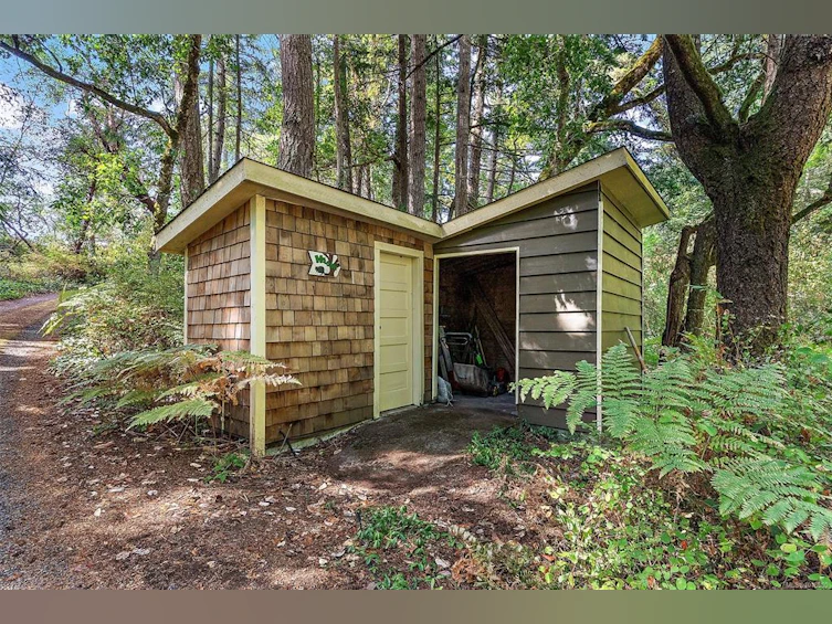 800 Bardsey Lane, Central Saanich, BC, V8M 1S4 - 51