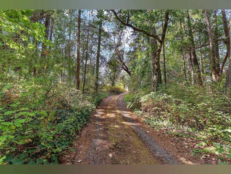 800 Bardsey Lane, Central Saanich, BC, V8M 1S4 - 57