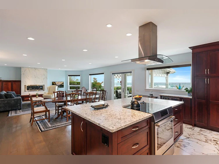 1755 Admiral Tryon Boulevard, French Creek, BC, V9P 2V2 - 28