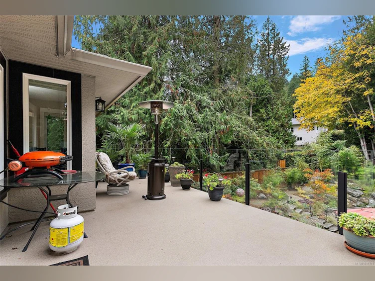 1602 Mayneview Terrace, North Saanich, BC, V8L 5E7 - 37