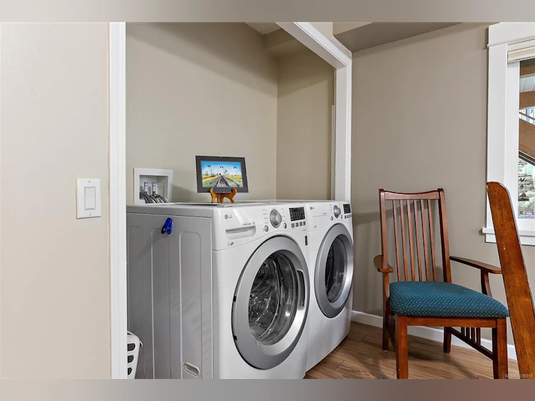 1602 Mayneview Terrace, North Saanich, BC, V8L 5E7 - 50