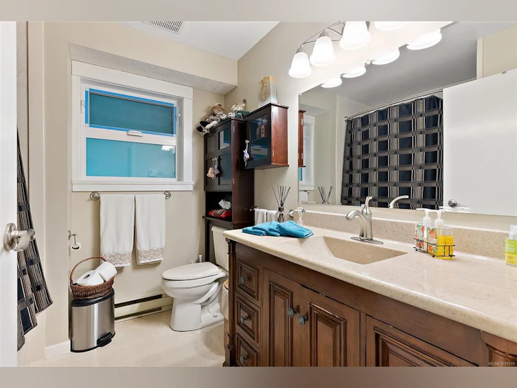 1602 Mayneview Terrace, North Saanich, BC, V8L 5E7 - 48