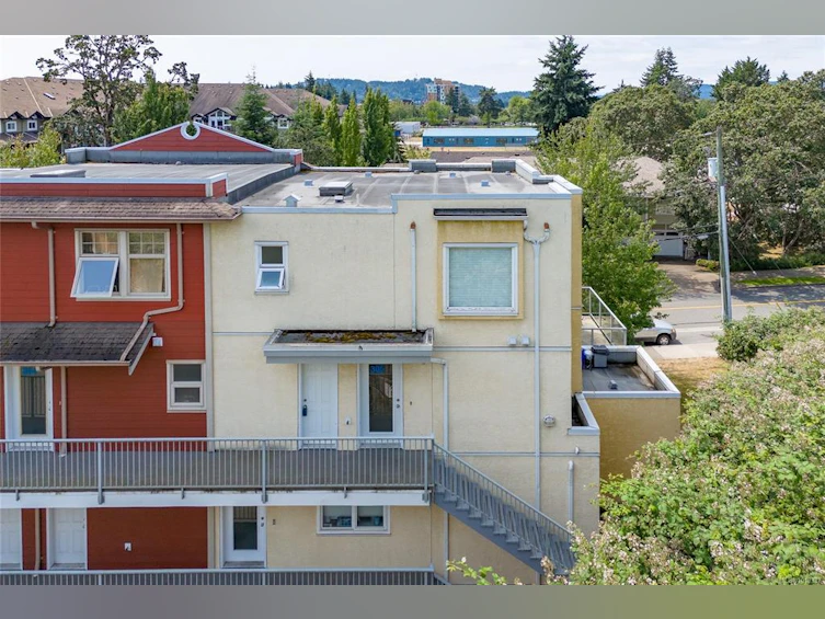 305-908 Brock Avenue, Langford, BC, V9B 3C6 - 3