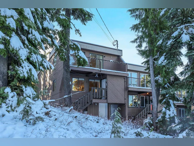 1-1084 Washington Way, Courtenay, BC, V9J 1L0 - 2