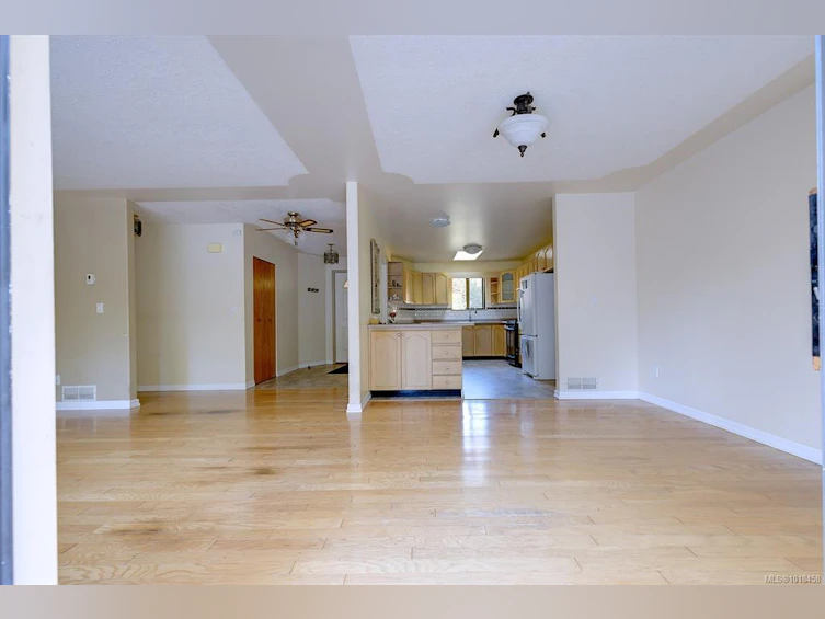 2136 Dockside Way, Nanaimo, BC, V9R 6T7 - 8