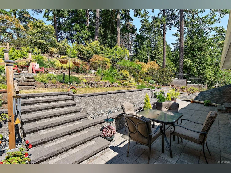 2250 Tryon Road, North Saanich, BC, V8L 5H7 - 41