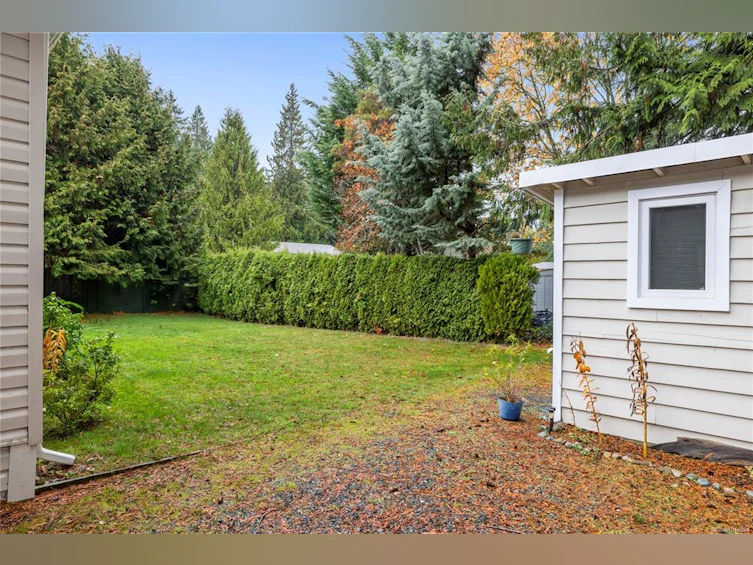 217 Valdez Avenue, Qualicum Beach, BC, V9K 1R8 - 43