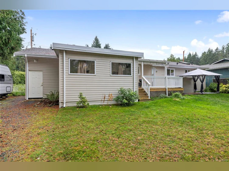 217 Valdez Avenue, Qualicum Beach, BC, V9K 1R8 - 42