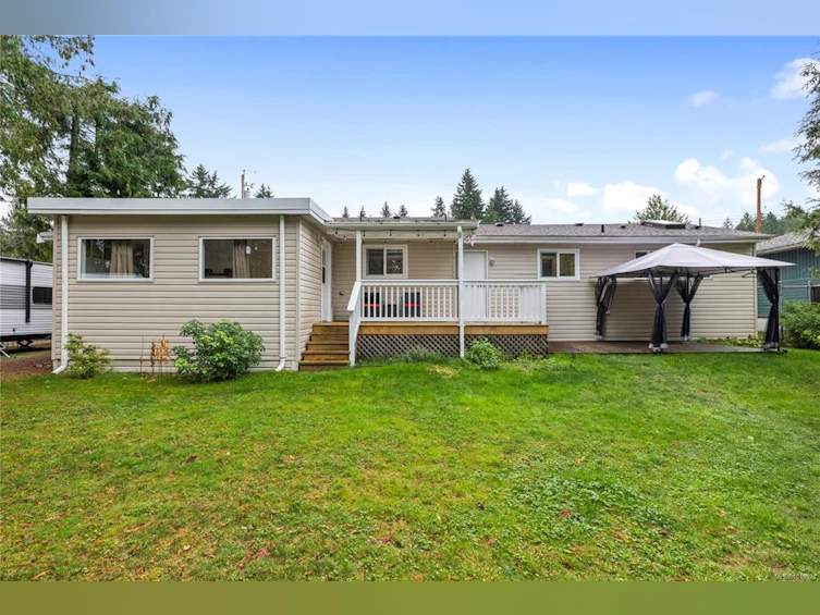 217 Valdez Avenue, Qualicum Beach, BC, V9K 1R8 - 41