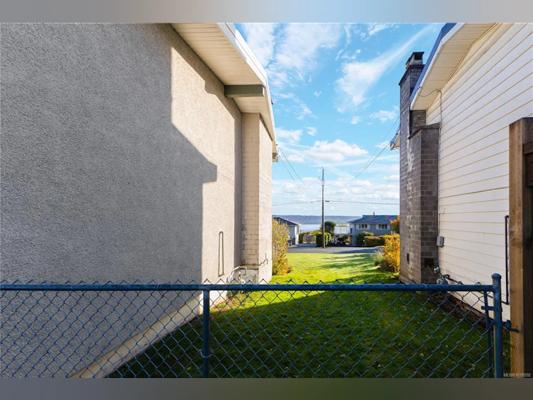 60 Mclean Street, Campbell River, BC, V9W 2L9 - 35