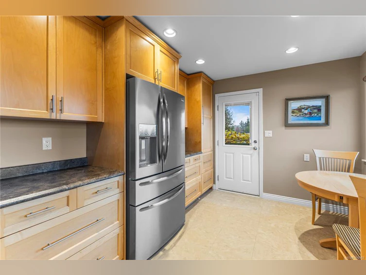 60 Mclean Street, Campbell River, BC, V9W 2L9 - 8