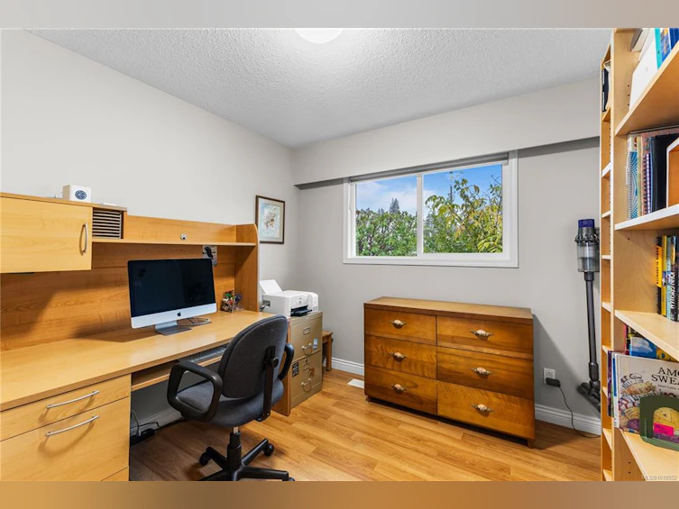 60 Mclean Street, Campbell River, BC, V9W 2L9 - 16