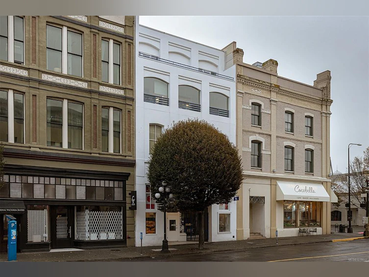 302-1407 Government Street, Victoria, BC, V8W 1Z1 - 4